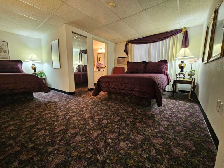 LandMARK Country Inn Best in Cheap Hotel in Murdo, SD